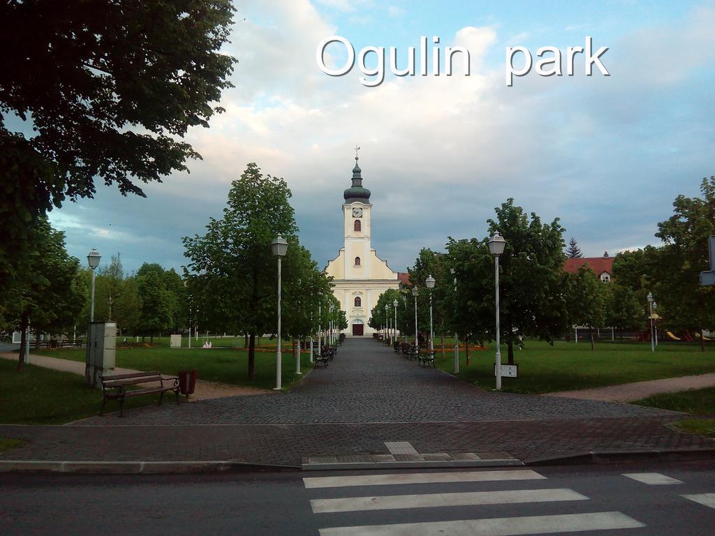Apartments Jurasic Ogulin Esterno foto